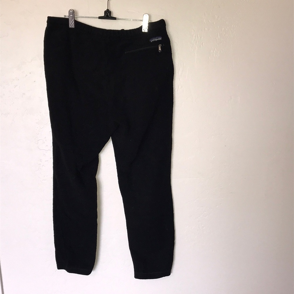 Patagonia fleece sweatpants/base layer